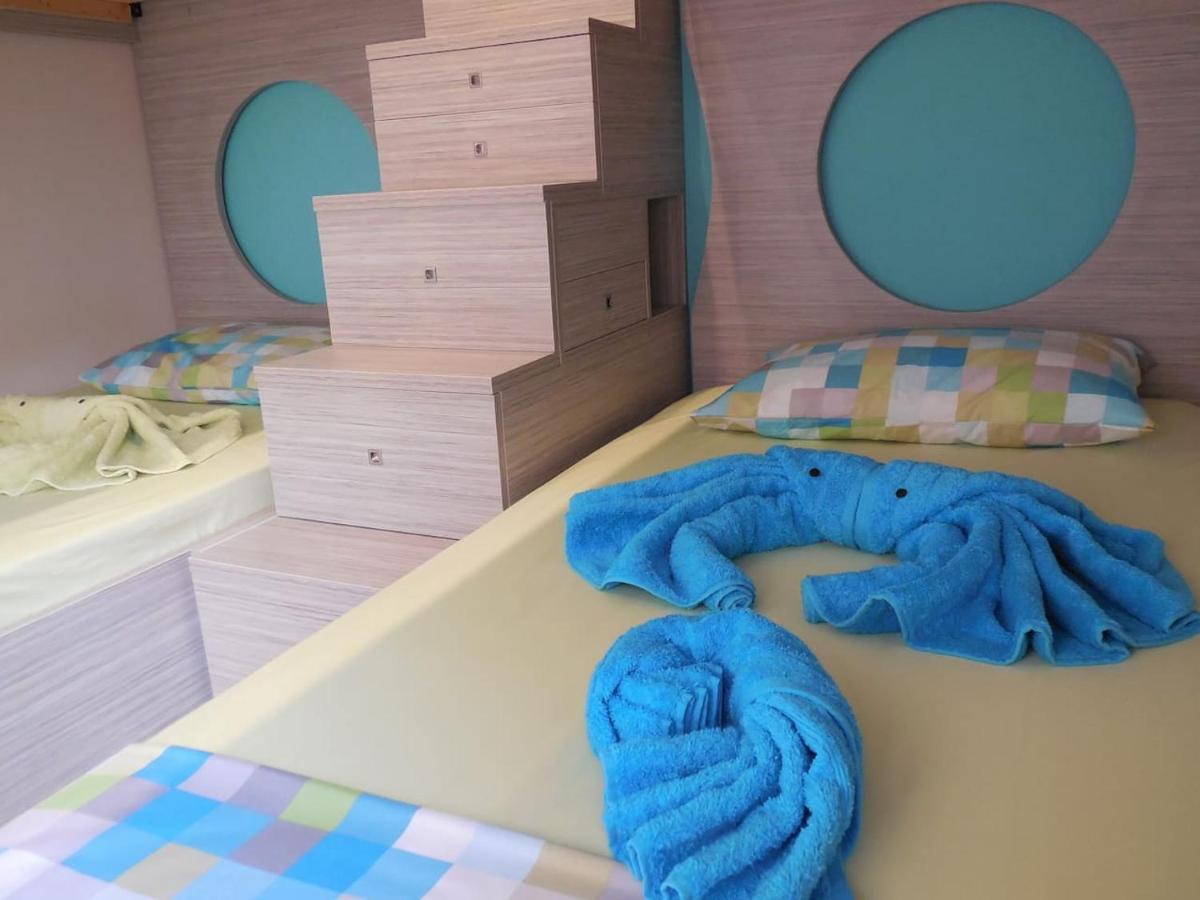 Costa Petra - Luxury Seaside Cottage With Garden - Vacation House For Families In Greece Néa Meságkala 외부 사진
